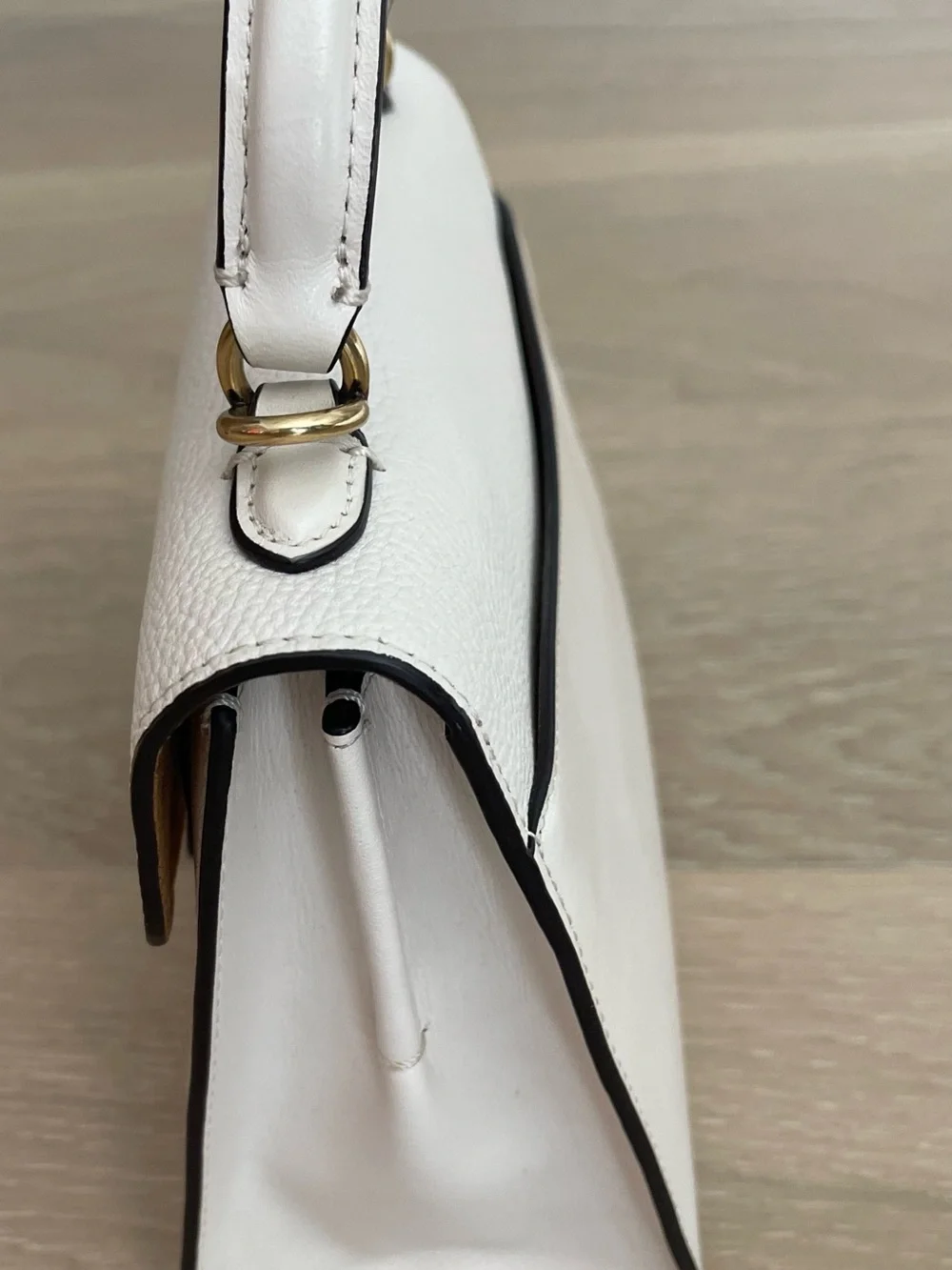 Coach Cream Pebbled Leather Satchel with Gold 'C' Turnlock - Picture 5 of 16